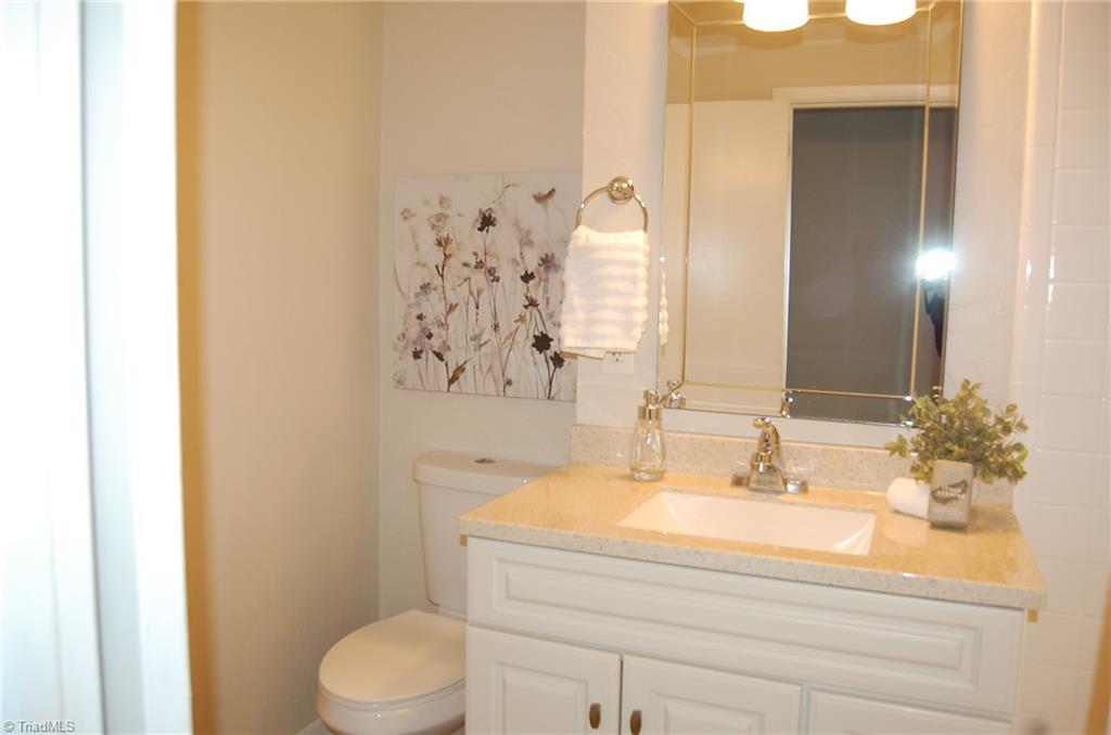 property viewer photo 16