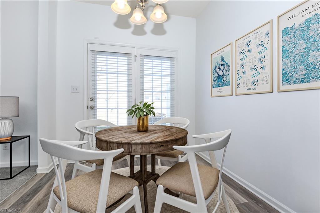 property viewer photo 16
