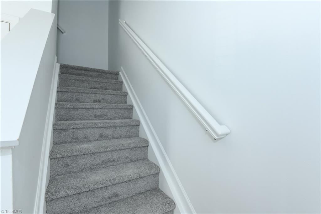 property viewer photo 22