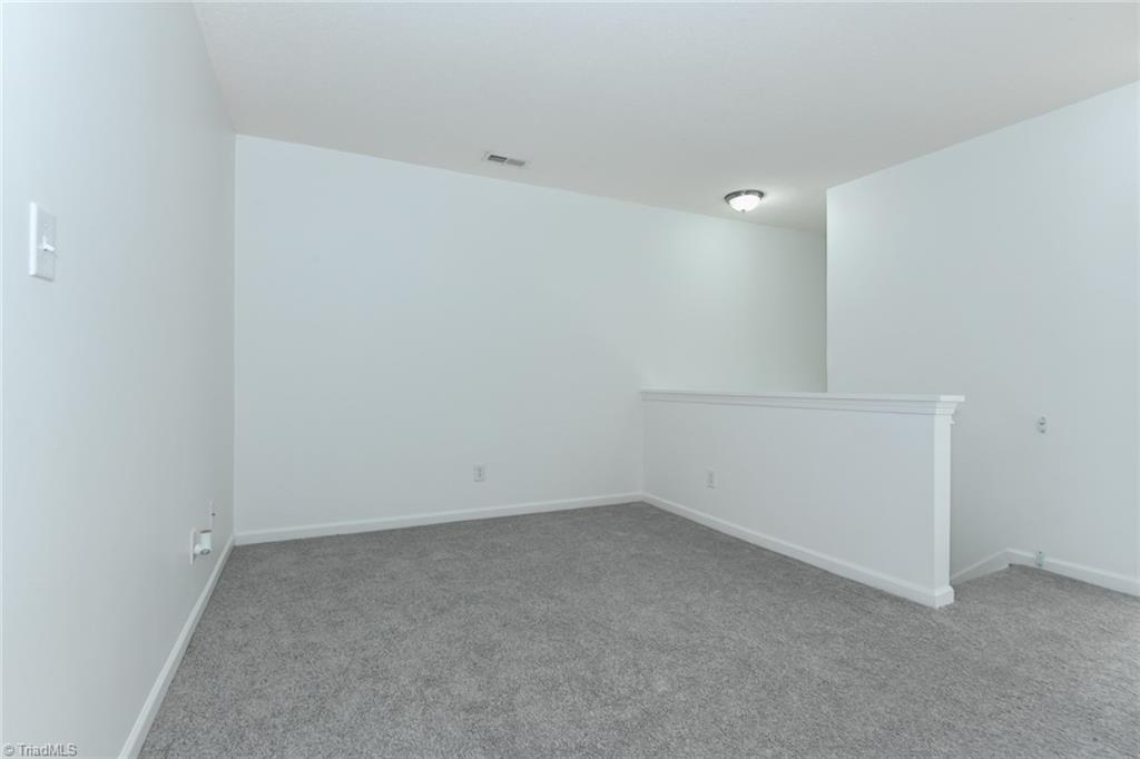 property viewer photo 24