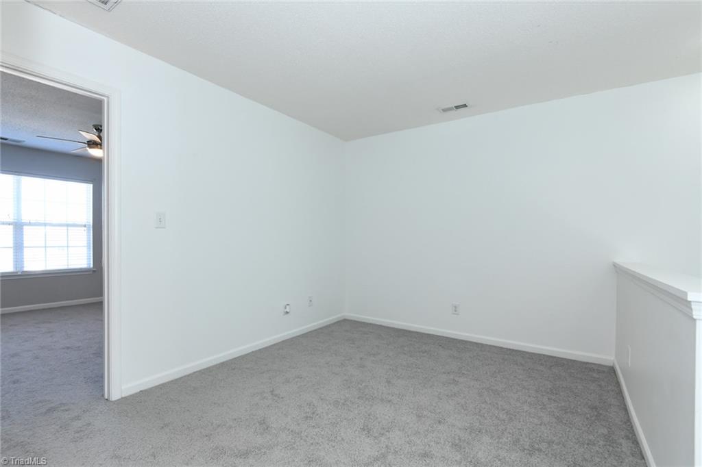 property viewer photo 25