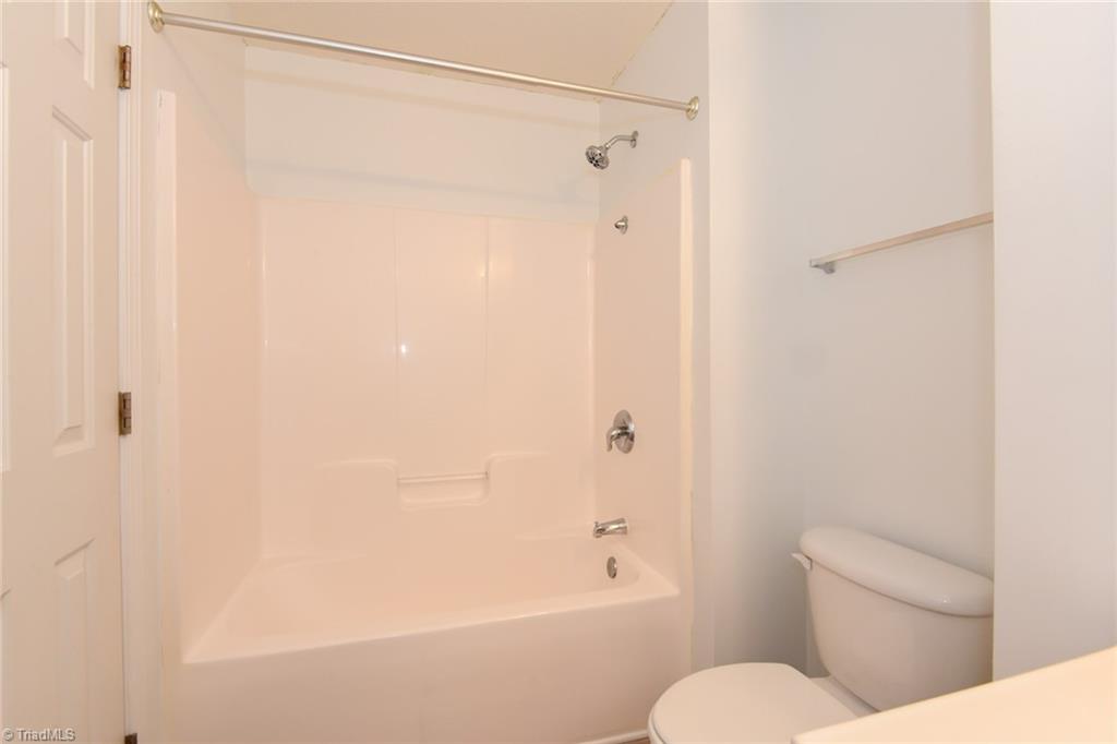 property viewer photo 29