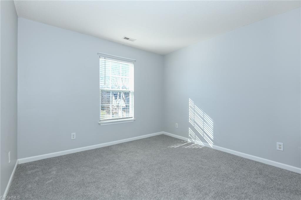 property viewer photo 31