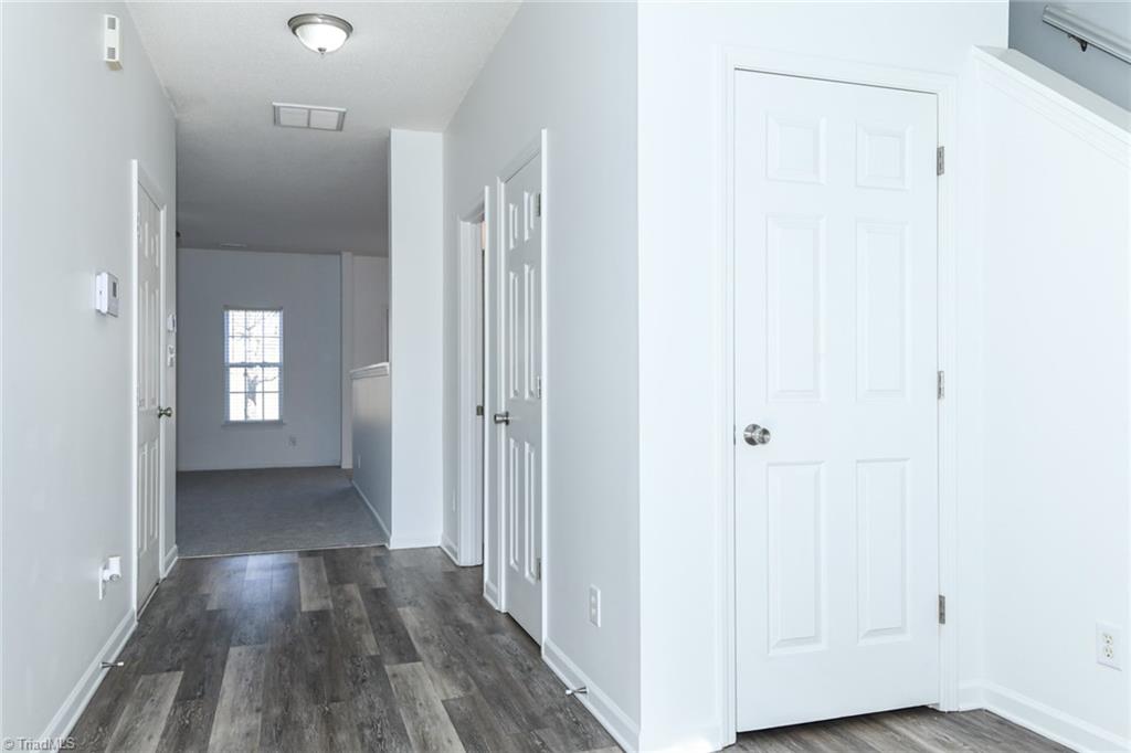 property viewer photo 4