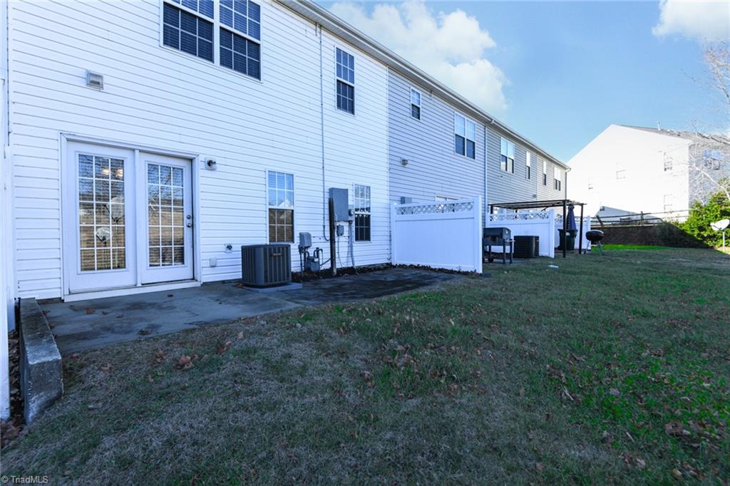 property viewer photo 41