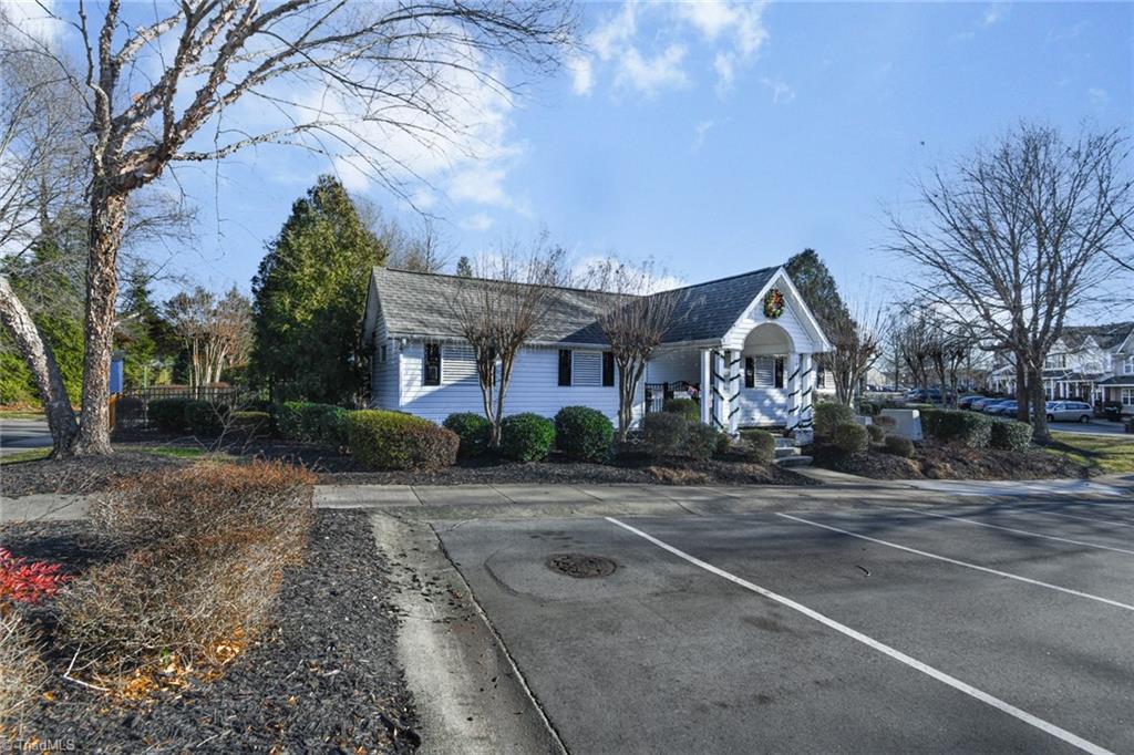 property viewer photo 42