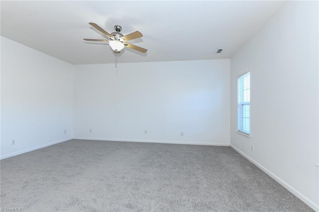 property viewer photo 7