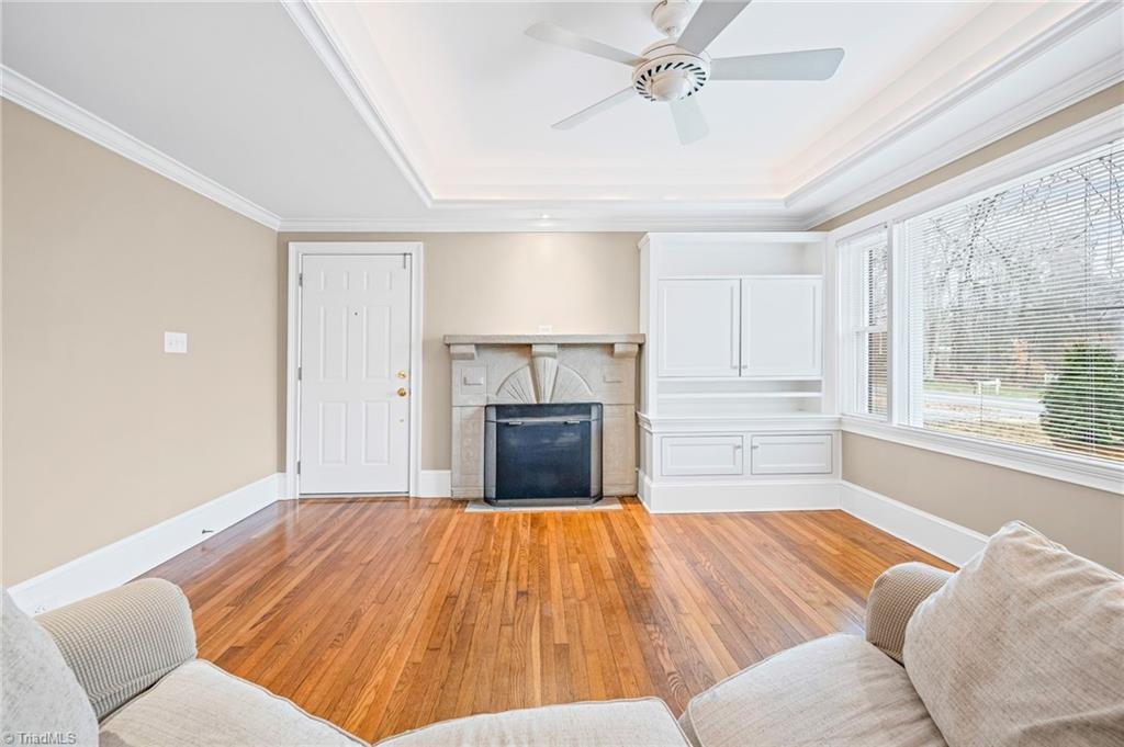 property viewer photo 1