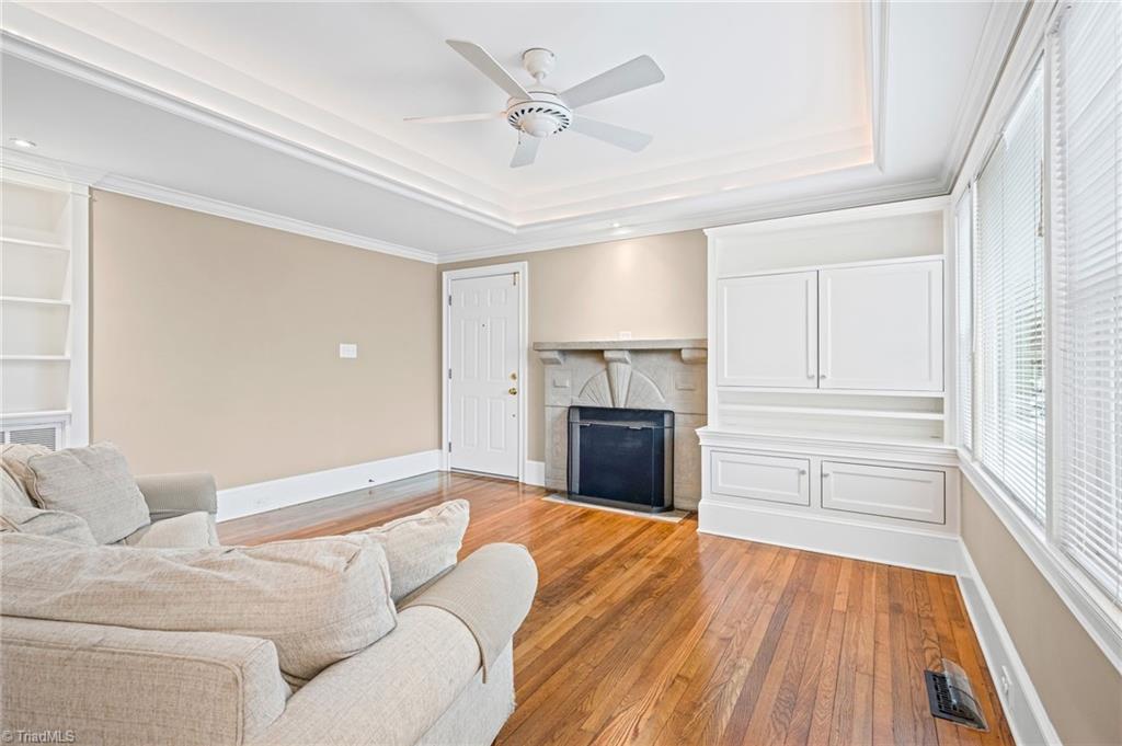 property viewer photo 12