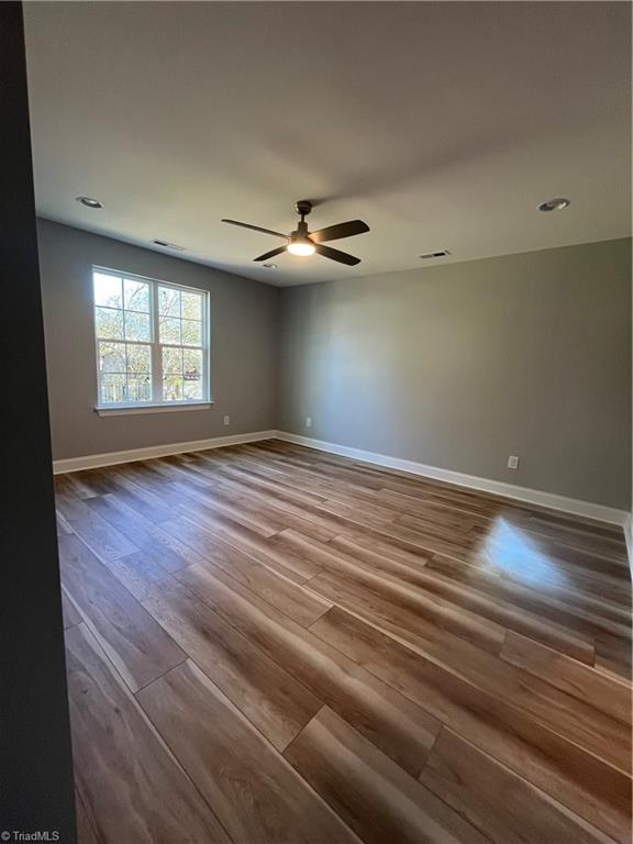 property viewer photo 12