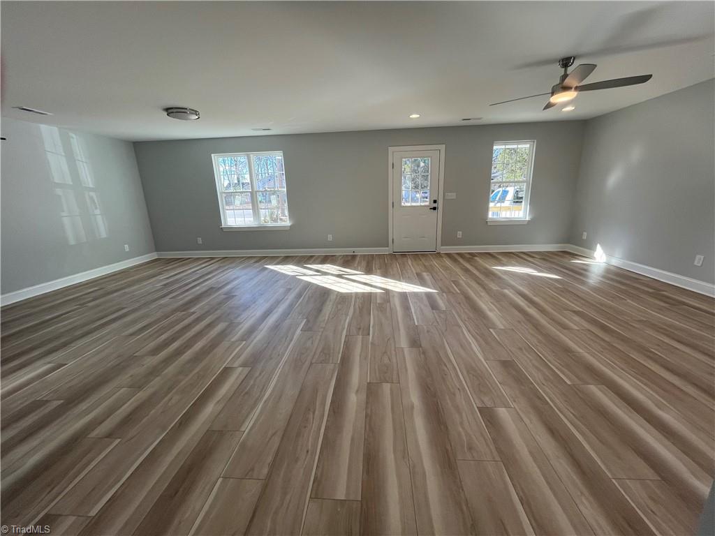 property viewer photo 16