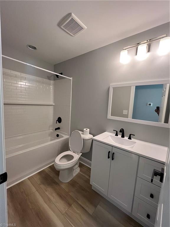 property viewer photo 7