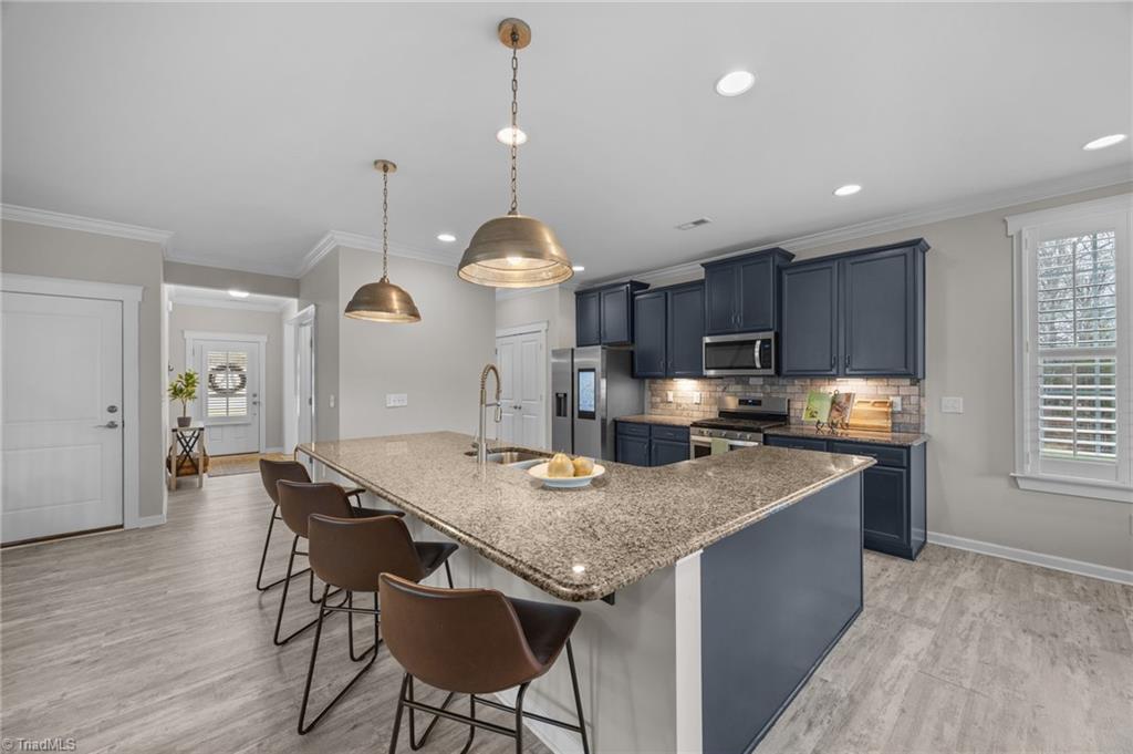 property viewer photo 11