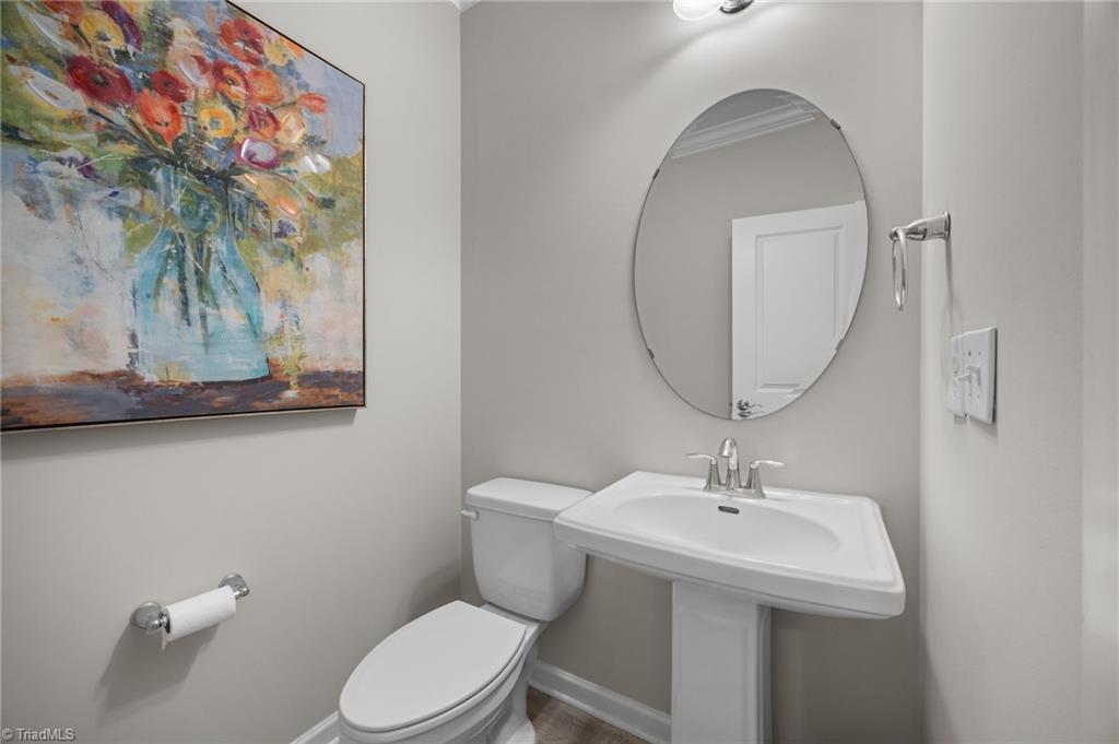 property viewer photo 15