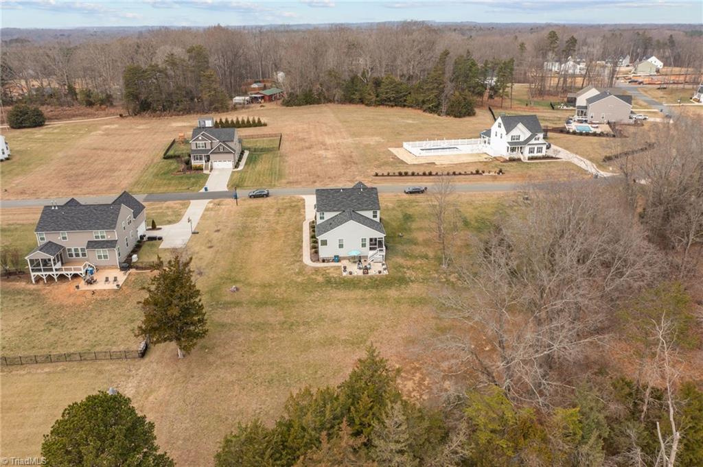property viewer photo 37