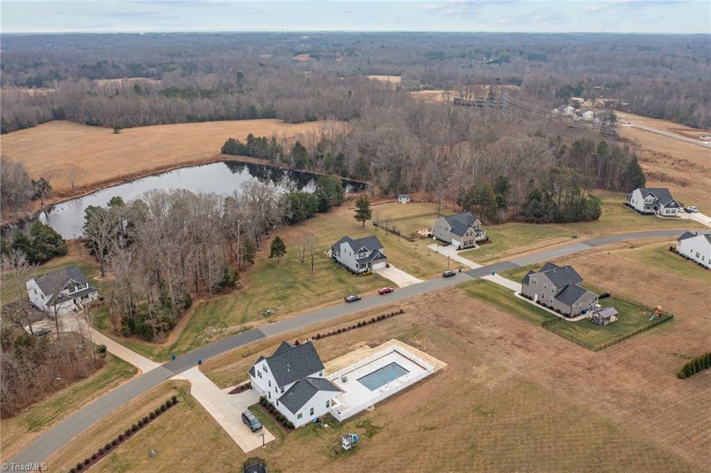 property viewer photo 41