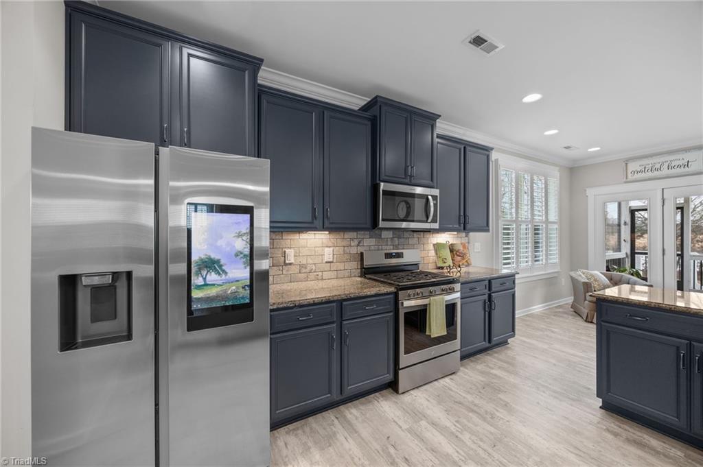 property viewer photo 8