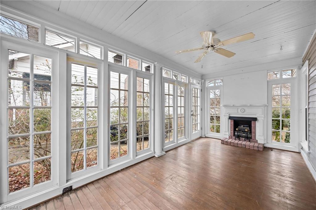 property viewer photo 10