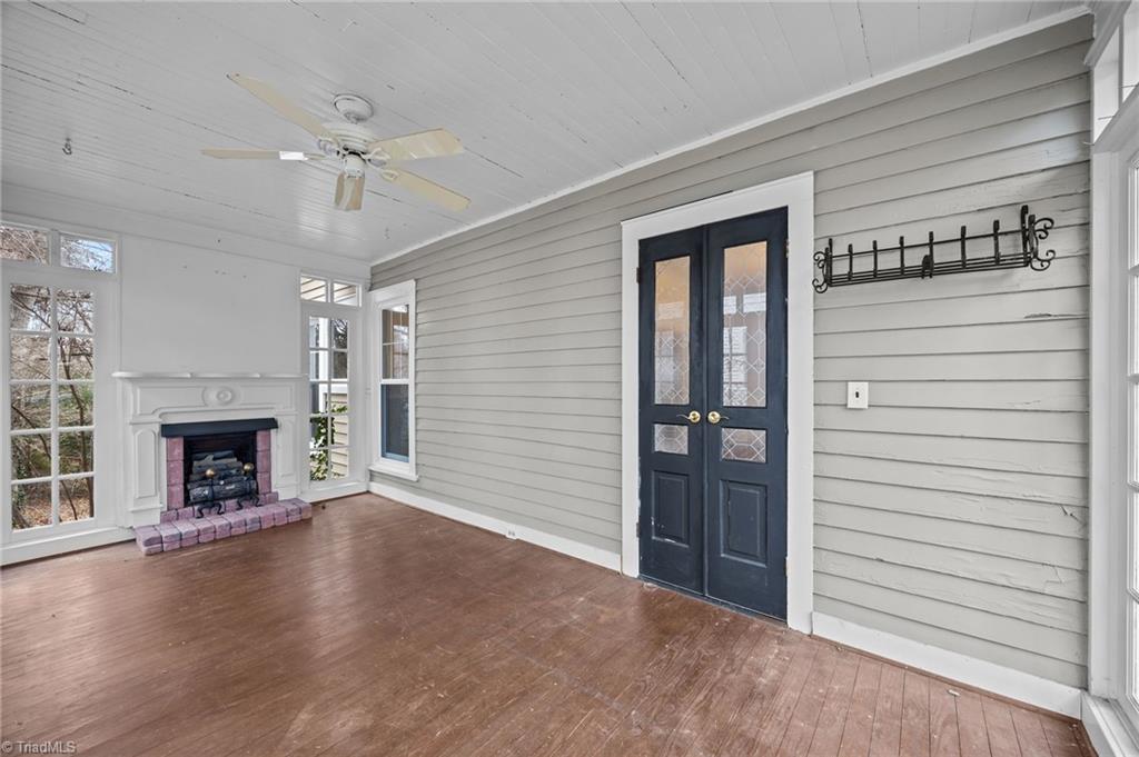 property viewer photo 11