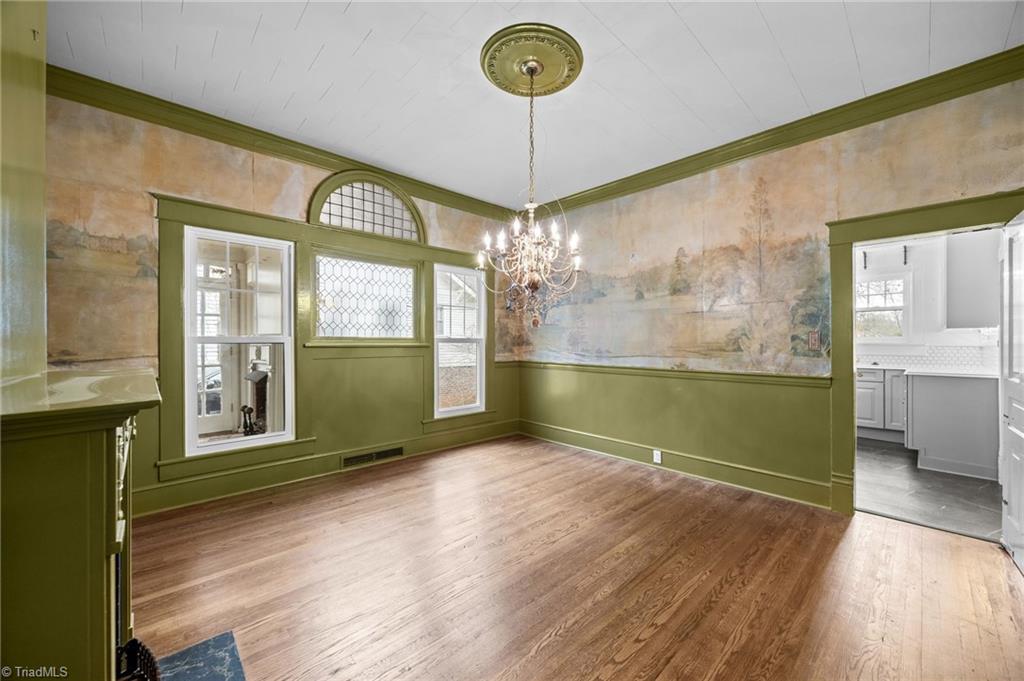 property viewer photo 12