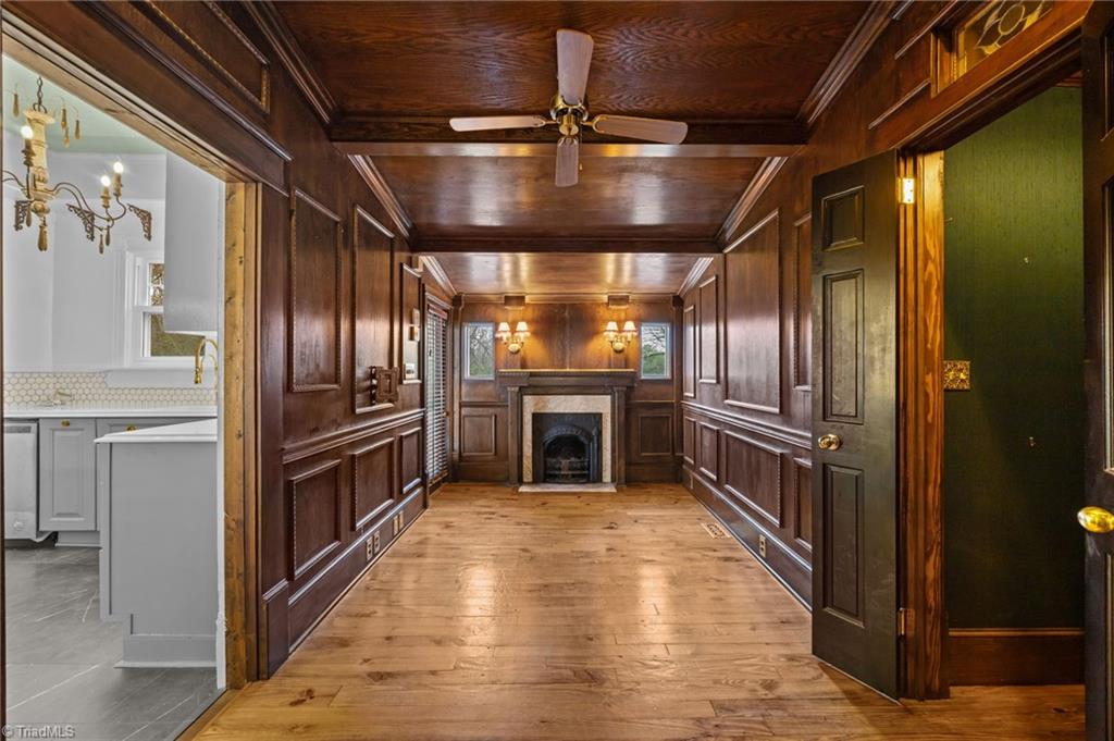 property viewer photo 18