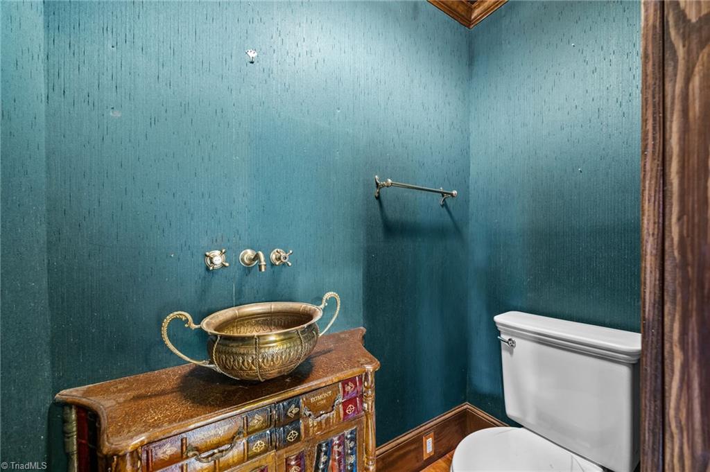 property viewer photo 20