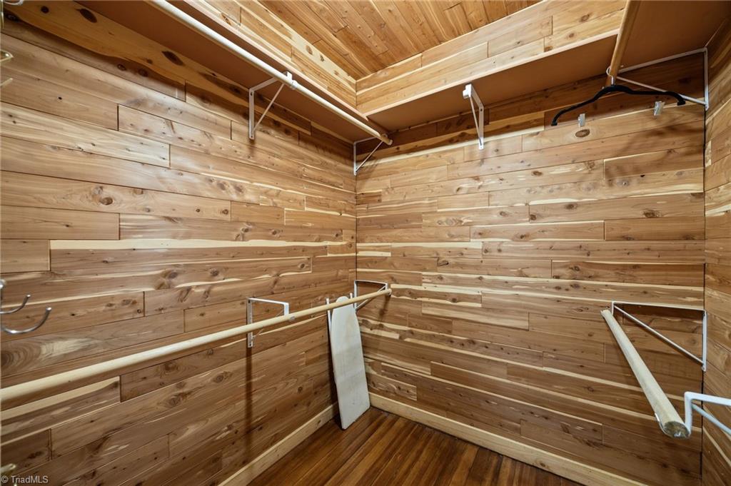 property viewer photo 24
