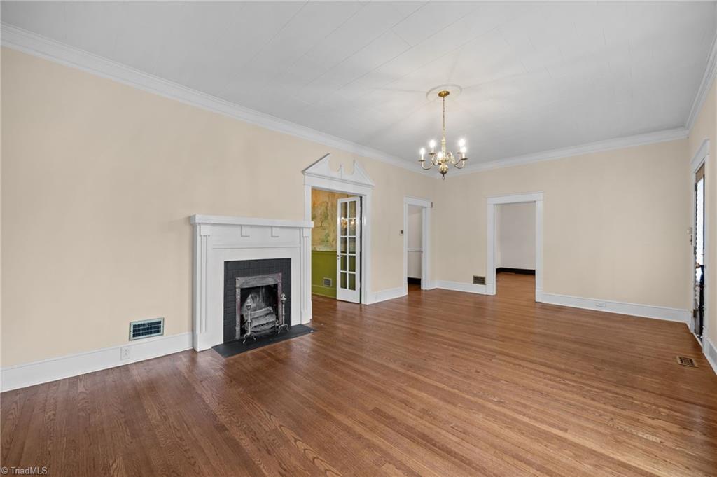 property viewer photo 5