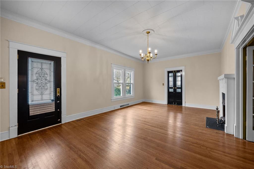 property viewer photo 6