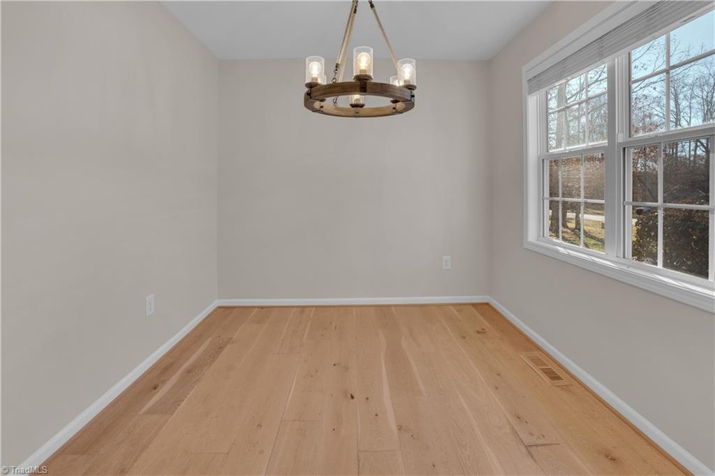 property viewer photo 13