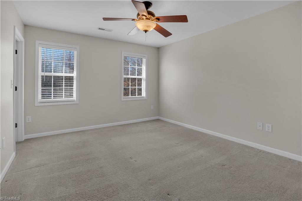 property viewer photo 20