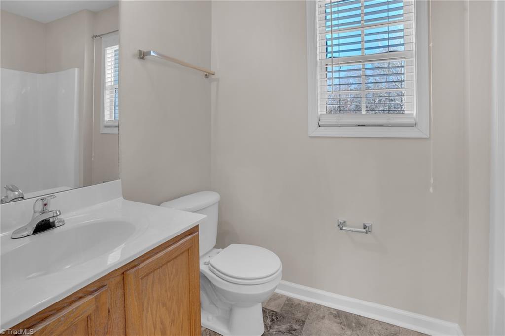 property viewer photo 25