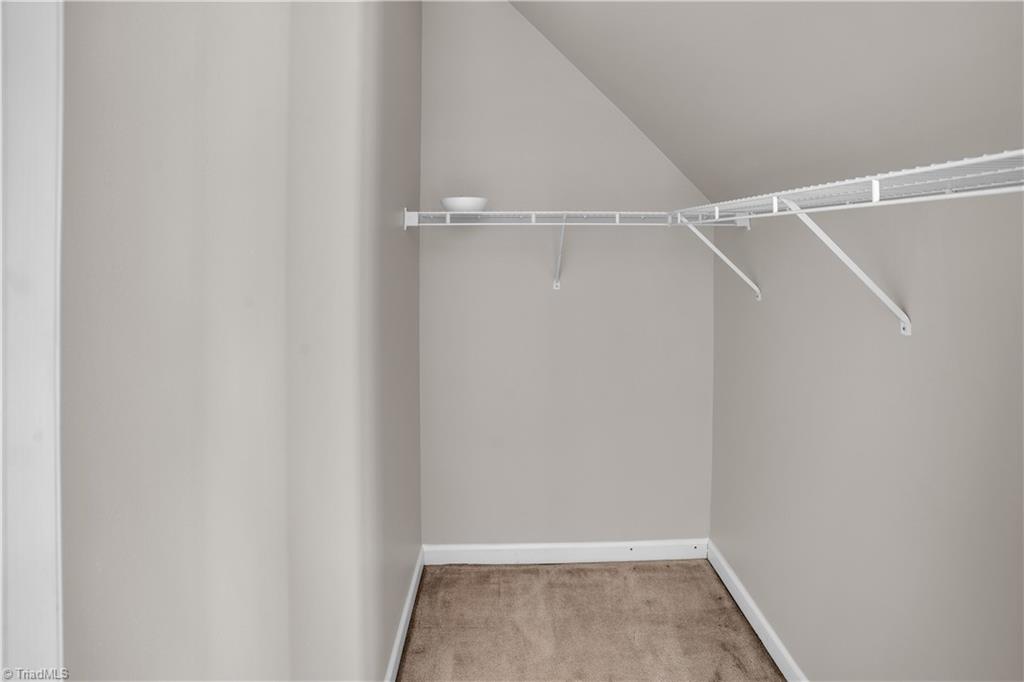property viewer photo 38
