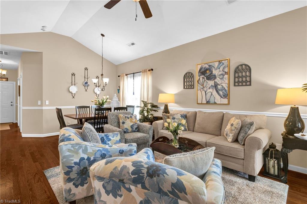 property viewer photo 11