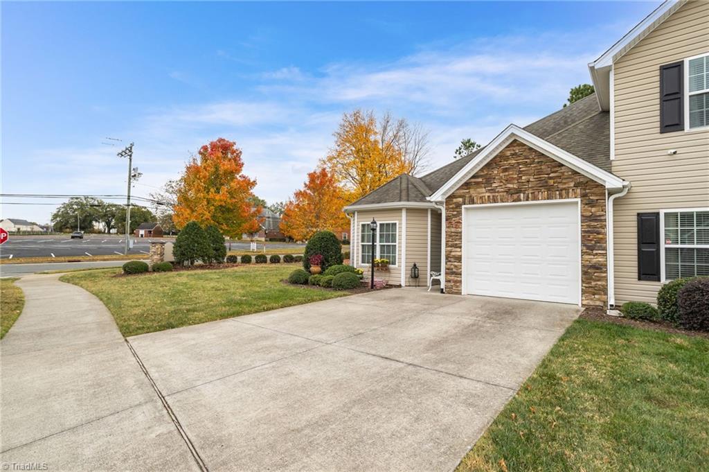property viewer photo 2