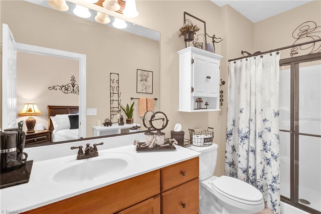 property viewer photo 20