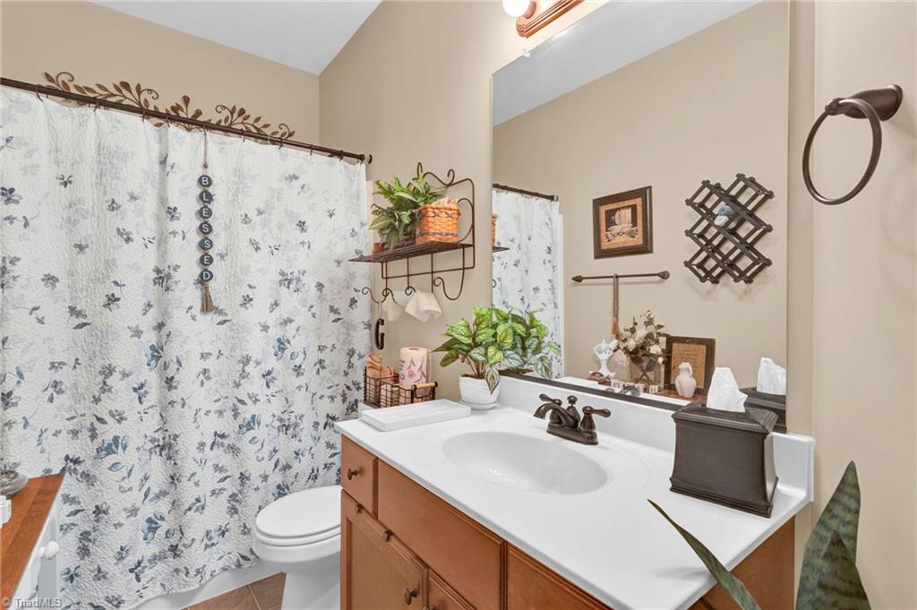 property viewer photo 23