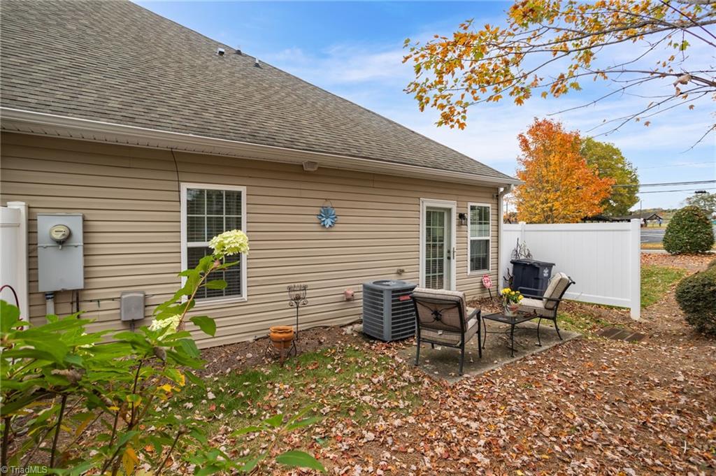property viewer photo 27