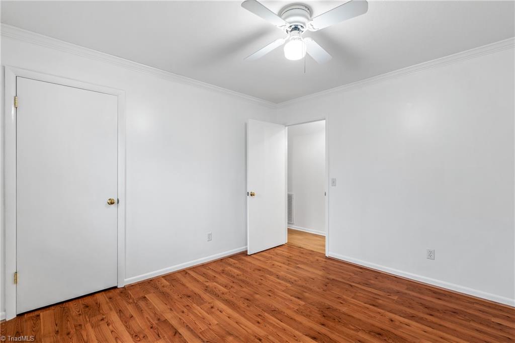 property viewer photo 25