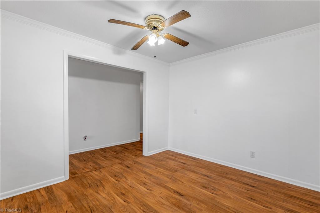 property viewer photo 4