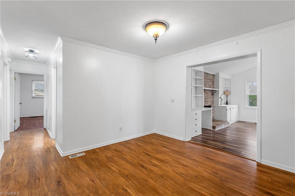 property viewer photo 8