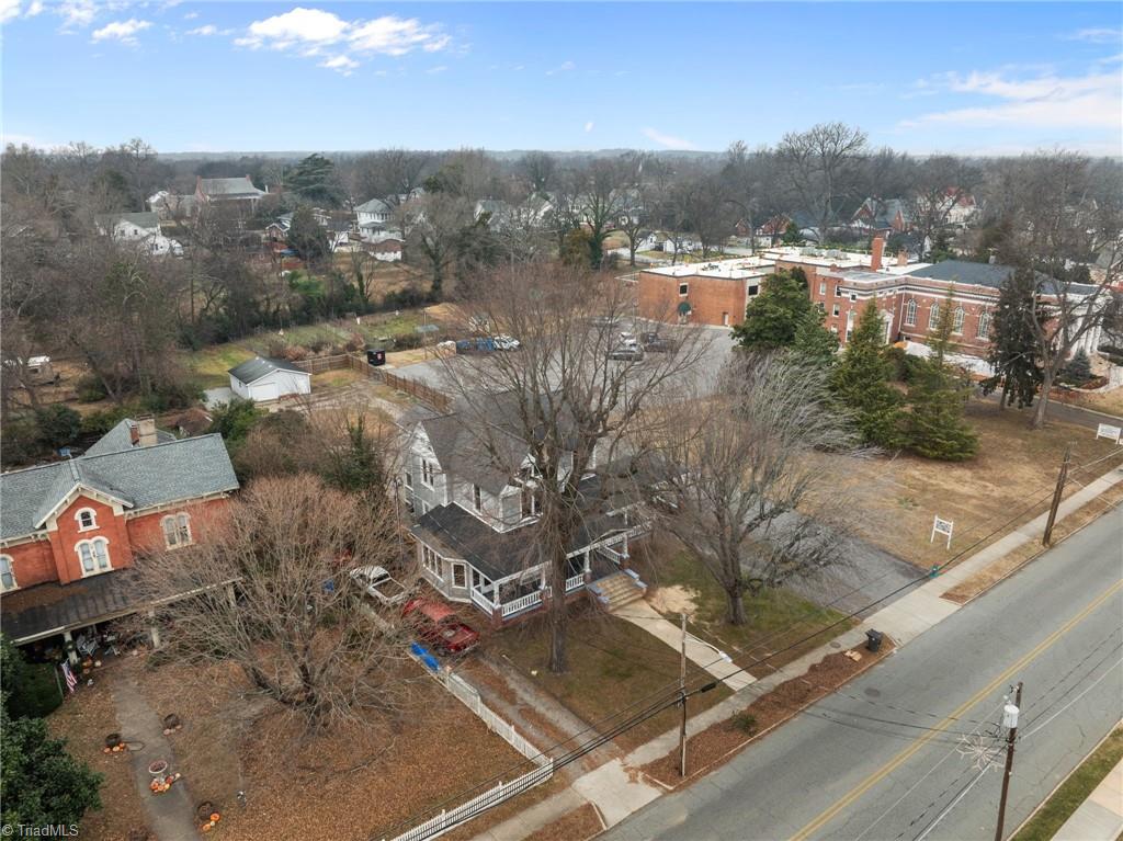 main property photo 44