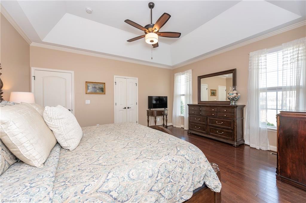property viewer photo 20
