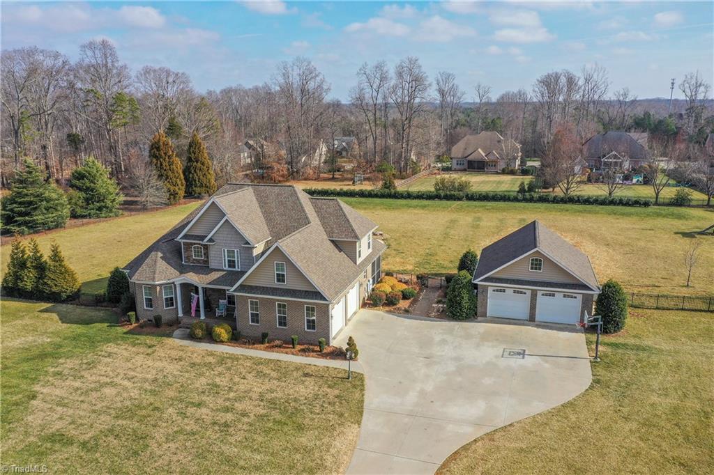 property viewer photo 3