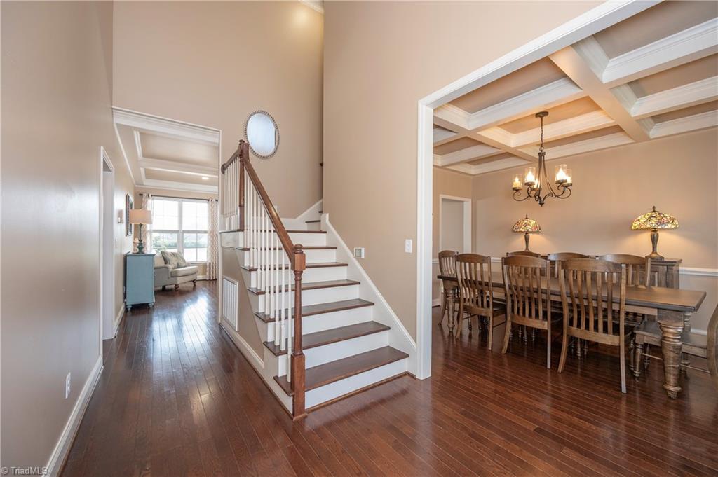 property viewer photo 6