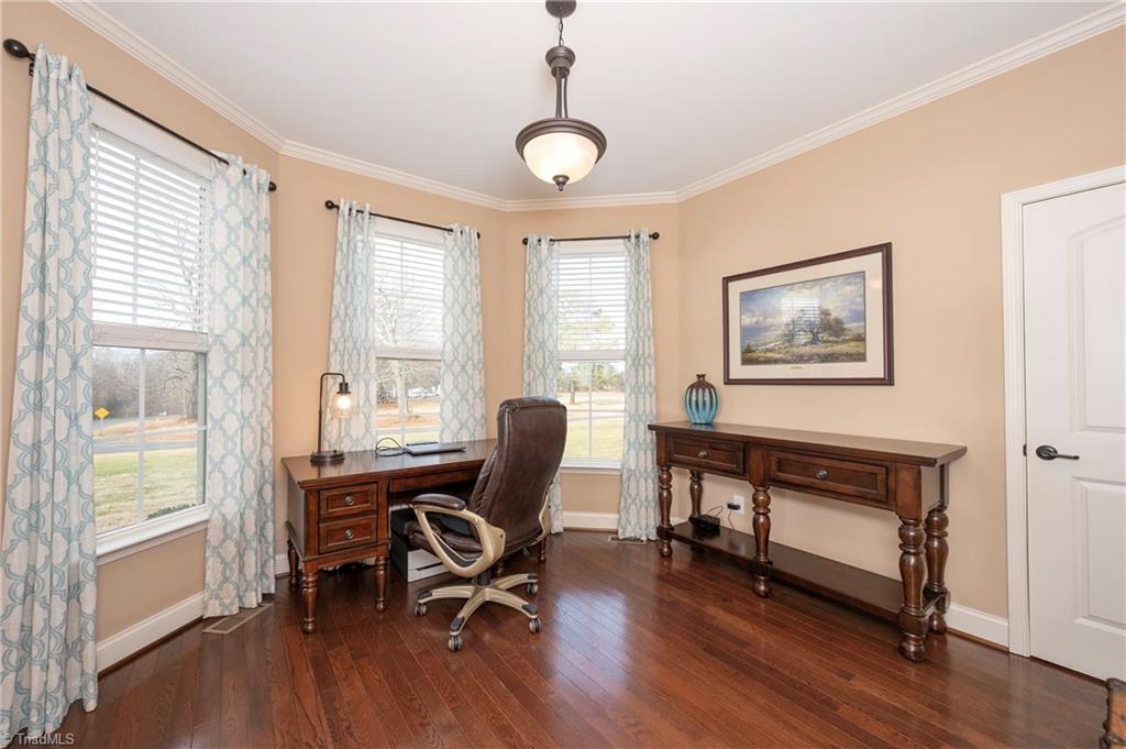 property viewer photo 7