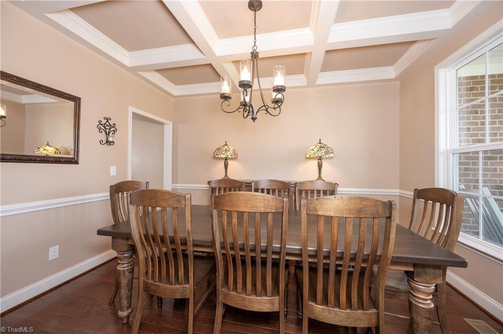 property viewer photo 8