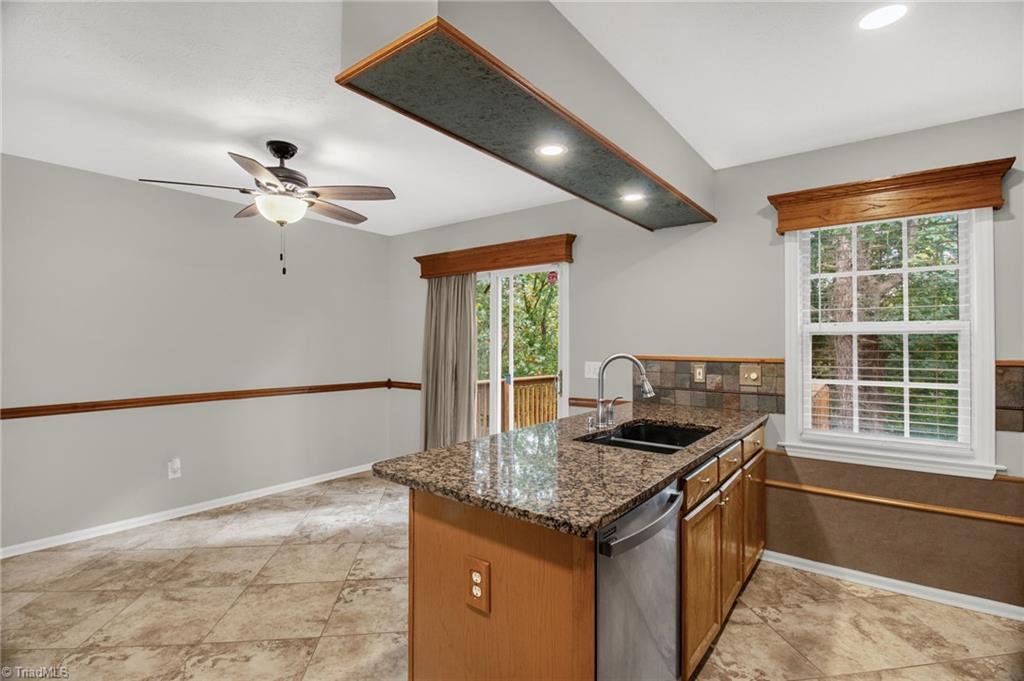 property viewer photo 10
