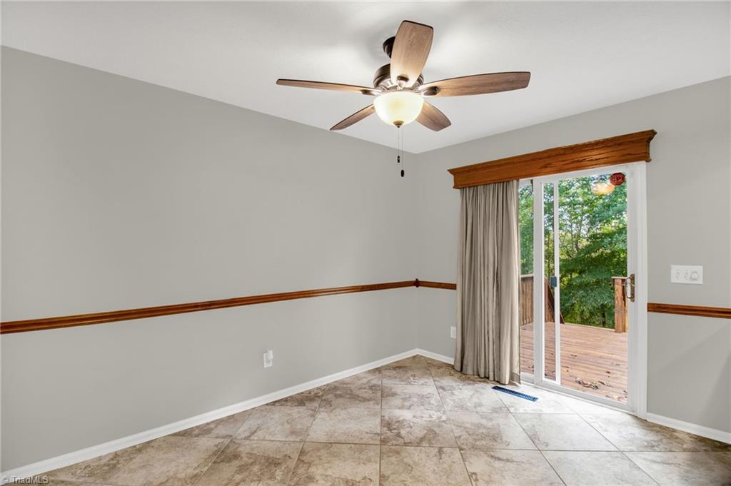 property viewer photo 12