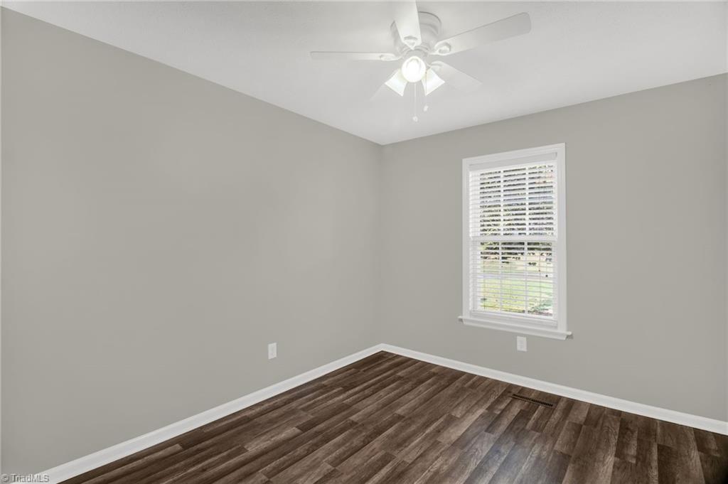 property viewer photo 17